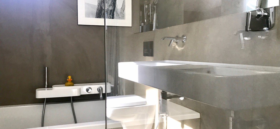 MEUBLÉ – Penthouse – 2 chambres – 127 m2 + Terrasse 29 m2 – Paris 1er Village du Louvre – 5ème étage ascenseur –  Loyer charges comprises : 5.950 euros
