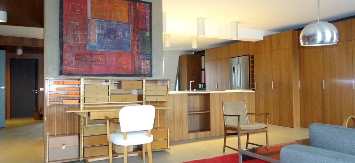 MEUBLÉ – Penthouse – 2 chambres – 127 m2 + Terrasse 29 m2 – Paris 1er Village du Louvre – 5ème étage ascenseur –  Loyer charges comprises : 5.950 euros