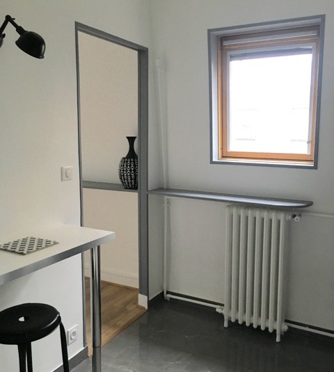 MEUBLÉ – 1 ch – 40 m2 – Paris 17e – Rue Villebois Mareuil – Loyer cc : 1.600 € cc