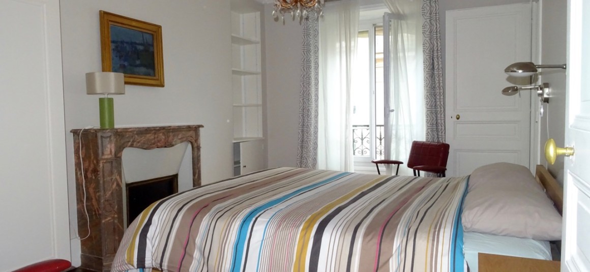 MEUBLÉ – 2 ch + bureau – 90 m2 – Paris 17ème – Rue Labie – 4e étage ascenseur – Metro : Ternes – Argentine – Loyer cc : 2.710 euros cc