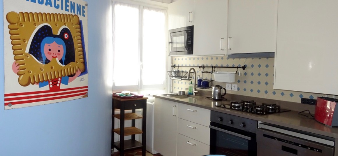 MEUBLÉ – 2 ch + bureau – 90 m2 – Paris 17ème – Rue Labie – 4e étage ascenseur – Metro : Ternes – Argentine – Loyer cc : 2.710 euros cc