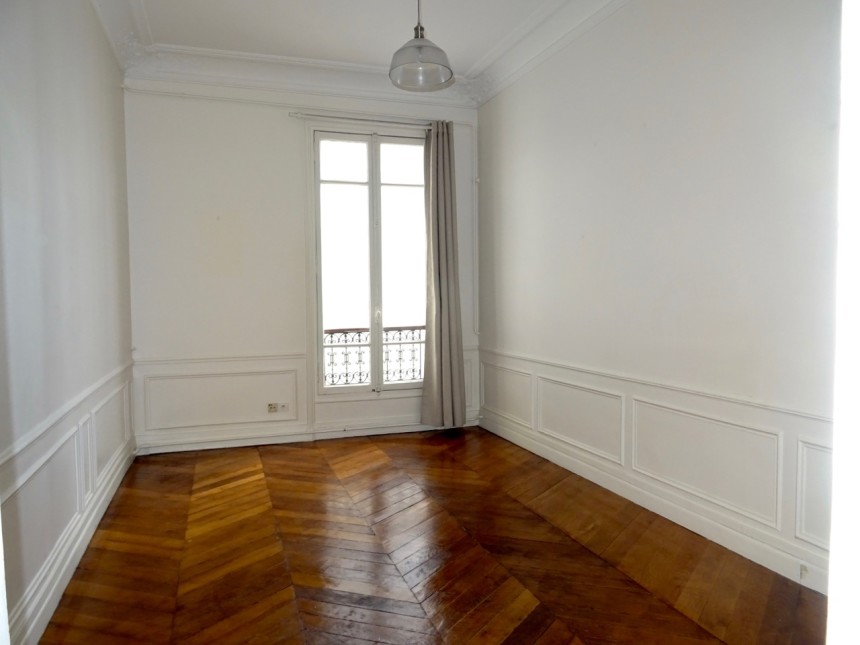 Vide – 4 ch – 180 m2 – Paris 8e (17e) – Monceau – Courcelles – Loyer cc : 4.845 euros cc