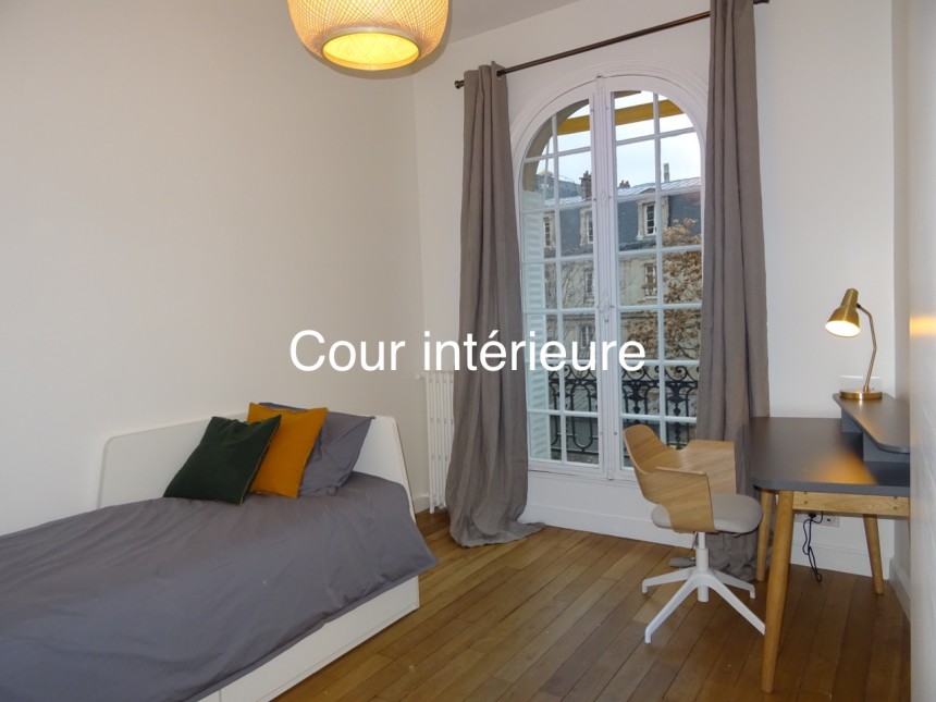 REFAIT NEUF – Meublé – 3 ch – 130 m2 – Rue Tocqueville – Paris 17e – Loyer cc : 4.500 €