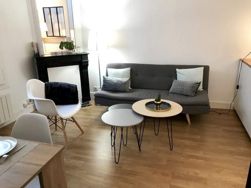 Meublé – 1 ch – Paris 17e – 30 m2 – Rue Pierre Demours – 1er étage sans ascenseur sur cour – Loyer cc : 1.300 € cc (Internet inclus)