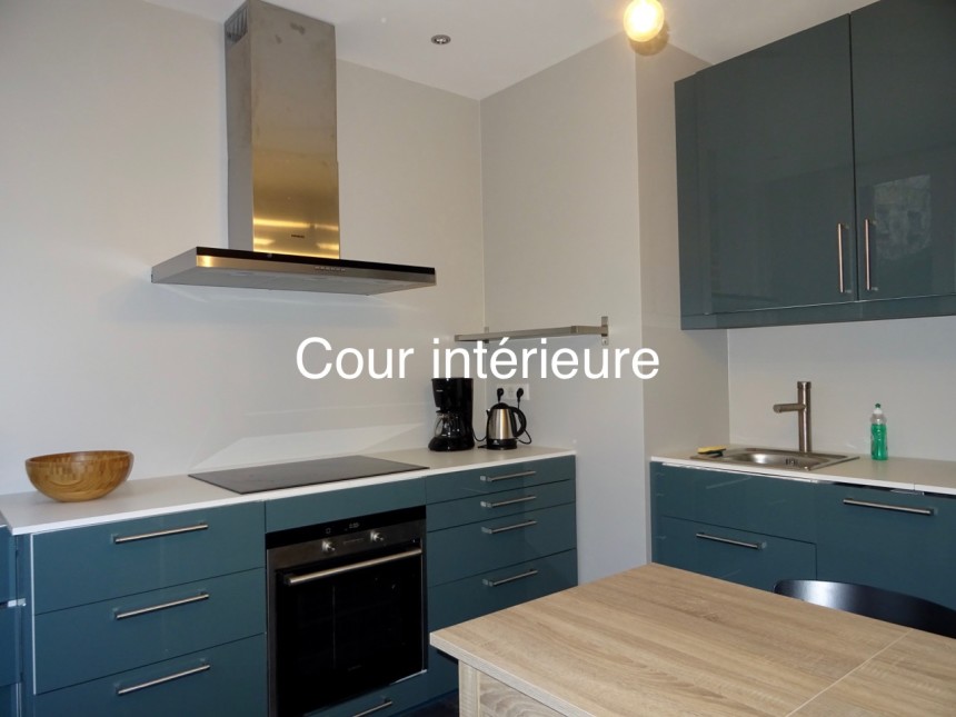 REFAIT NEUF – Meublé – 1 ch – Paris 11e – 49 m2 – Rue Charonne – Loyer cc : 2.000 euros