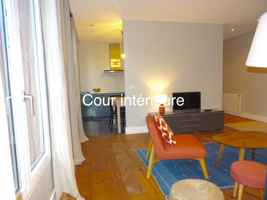 REFAIT NEUF – Meublé – 1 ch – Paris 11e – 49 m2 – Rue Charonne – Loyer cc : 2.000 euros