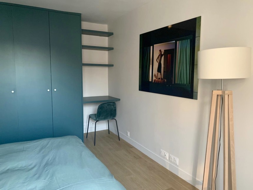 MEUBLÉ – 1 chambre – 37 m2 – Paris 6e – Rue Cherche Midi – 4ème étage sans ascenseur – Loyer cc : 1.600 euros