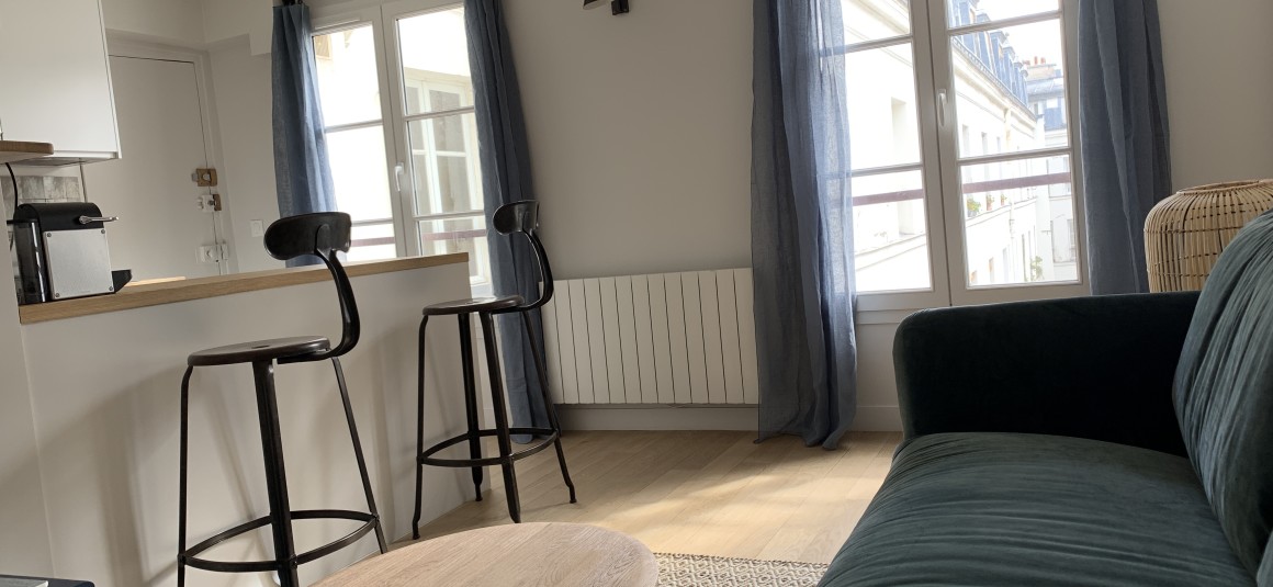 MEUBLÉ – 1 chambre – 37 m2 – Paris 6e – Rue Cherche Midi – 4ème étage sans ascenseur – Loyer cc : 1.600 euros