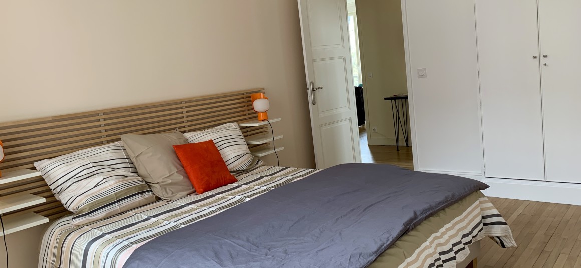 REFAIT NEUF – MEUBLÉ – 2 ch – 91 m2 + Poss Pkg – Paris 16e – Bld Suchet/Auteuil – Loyer cc : 2.950 €