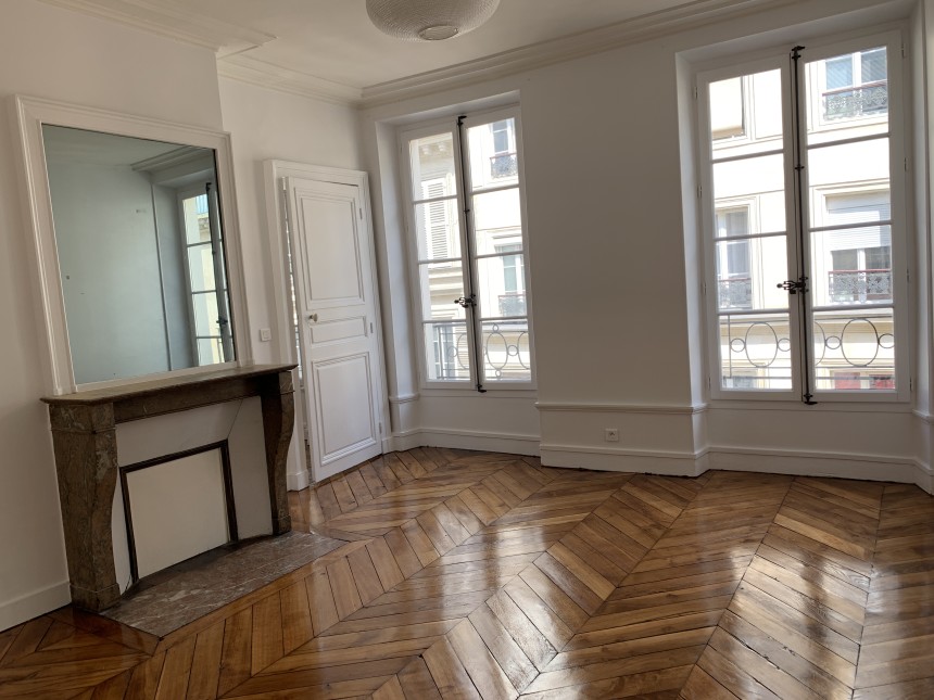 VIDE – 3 ch – 78 m2 – Paris 9 – Havre Caumartin – Rue Joubert – 3ème étage ascenseur – Loyer cc : 2.640 euros