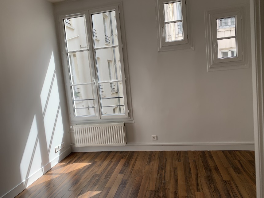 VIDE – 3 ch – 78 m2 – Paris 9 – Havre Caumartin – Rue Joubert – 3ème étage ascenseur – Loyer cc : 2.640 euros