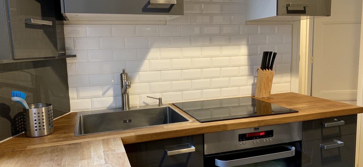 MEUBLÉ – 1 ch + Bureau – Paris 8e – HOCHE FRIEDLAND – 77 m2 + Parking – Loyer cc : 2.650 €
