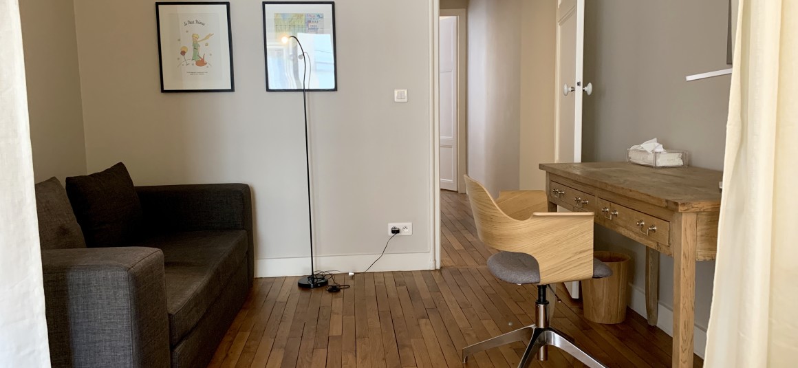 MEUBLÉ – 1 ch + Bureau – Paris 8e – HOCHE FRIEDLAND – 77 m2 + Parking – Loyer cc : 2.650 €