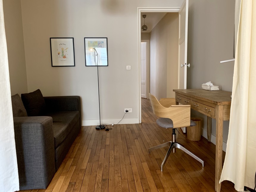 MEUBLÉ – 1 ch + Bureau – Paris 8e – HOCHE FRIEDLAND – 77 m2 + Parking – Loyer cc : 2.650 €