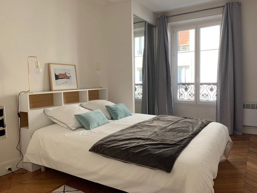 MEUBLÉ – 1 ch – Paris 17e – 44 m2 – Coeur Village Batignolles – 2ème sans ascenseur – Loyer cc : 1.650 euros