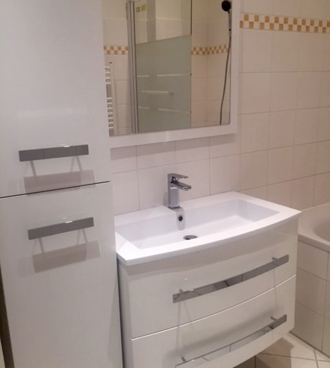 VIDE – 3 ch – 142 m2 – Paris 17e – Parc Monceau – Cuisine équipée – Loyer cc : 4.230 euros