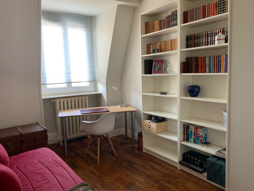 MEUBLÉ – 2 chambres + 1 bureau – Paris 17e – Quartier LEVIS – 107 m2 avec balcon / terrasse – 7ème étage ascenseur – Loyer cc : 3.700 euros