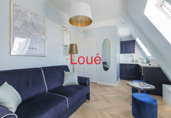 MEUBLÉ – Studio + coin chambre – 22 m2 au sol – Paris 8e – Parc Monceau – Loyer cc : 1.100 euros cc