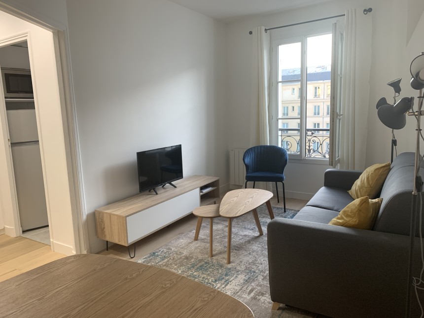 MEUBLÉ – 1 ch – Neuilly / limite Paris 17e Porte Maillot – Rue Midi – 36 m2 – 4e sans asc – Loyer cc : 1.500 euros