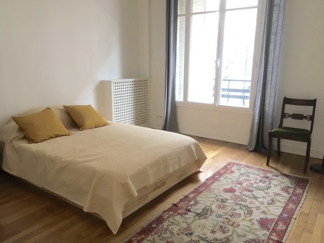 MEUBLÉ – 2 chambres – 67 m2 – Levallois Perret (92) – Mairie Levallois – Rue Hoche – Loyer charges comprises : 2.200 €