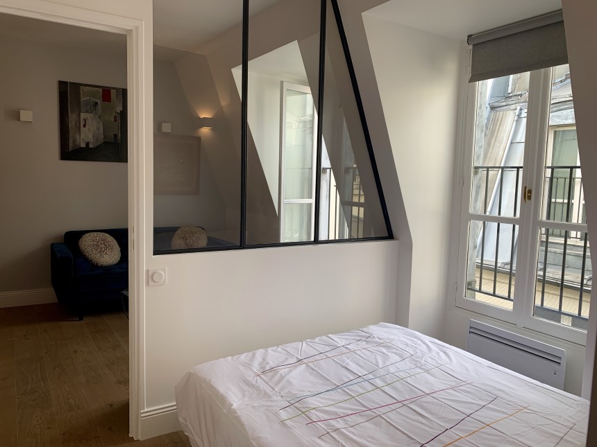 MEUBLÉ – 1 ch – 25 m2 – Paris 8e – Bld Haussmann – REFAIT NEUF – Loyer cc : 1.400 €