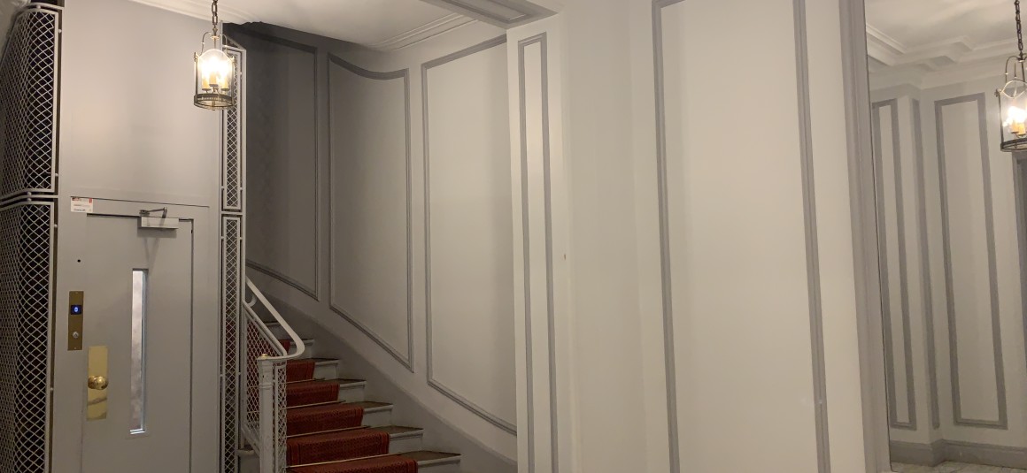 MEUBLÉ – 1 ch – 25 m2 – Paris 8e – Bld Haussmann – REFAIT NEUF – Loyer cc : 1.400 €