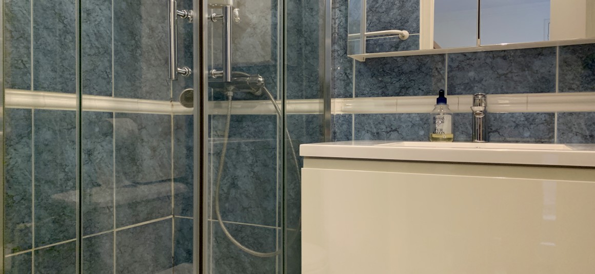 MEUBLÉ – 1 ch + bureau – 37 m2 – Paris 16e – Rue de la Pompe – Loyer cc : 1.550 €