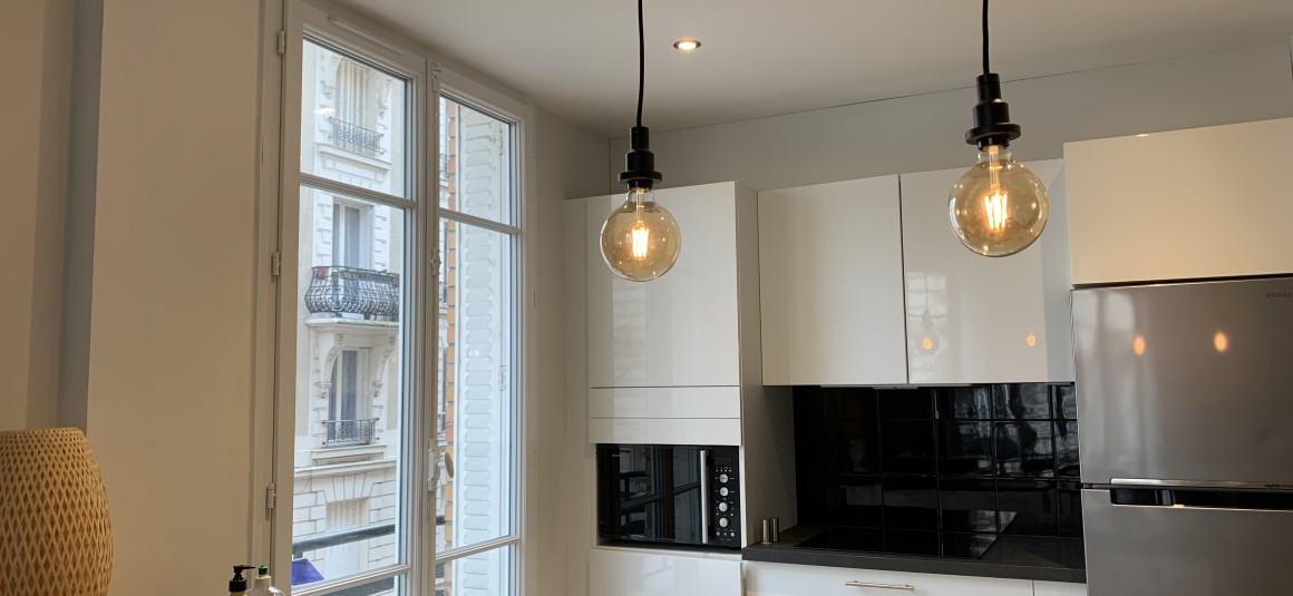 MEUBLÉ – 2 chambres – 67 m2 – Levallois Perret (92) – Mairie Levallois – Rue Hoche – Loyer charges comprises : 2.200 €