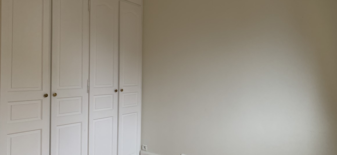 VIDE – Paris 8e (limite 17e) – Duplex 4 ch + Balcon Terrasse de 6m2 –  Parc Monceau – Rue Lisbonne – 200 m2 + Balcon 6 m2 – Loyer cc : 5.950 €