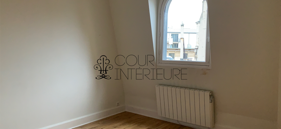 VIDE – Paris 8e (limite 17e) – Duplex 4 ch + Balcon Terrasse de 6m2 –  Parc Monceau – Rue Lisbonne – 200 m2 + Balcon 6 m2 – Loyer cc : 5.950 €