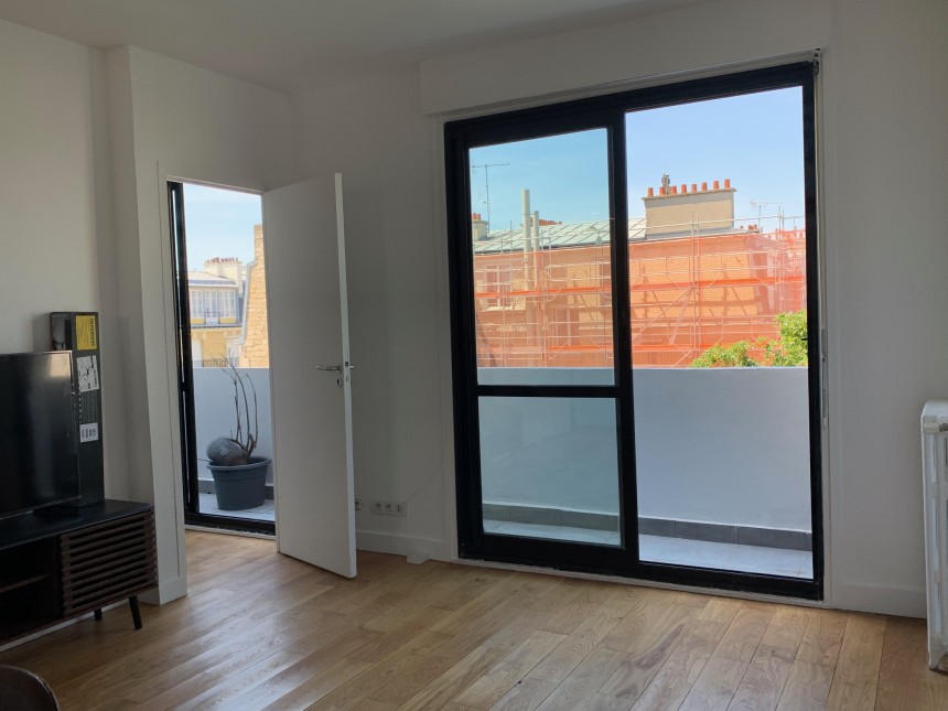 MEUBLÉ – 1 chambre – 35,57 m2 – Neuilly sur Seine – Rue Perronet – 6e étage avec ascenseur – Loyer charges comprises : 1.580 € (chauffage central)