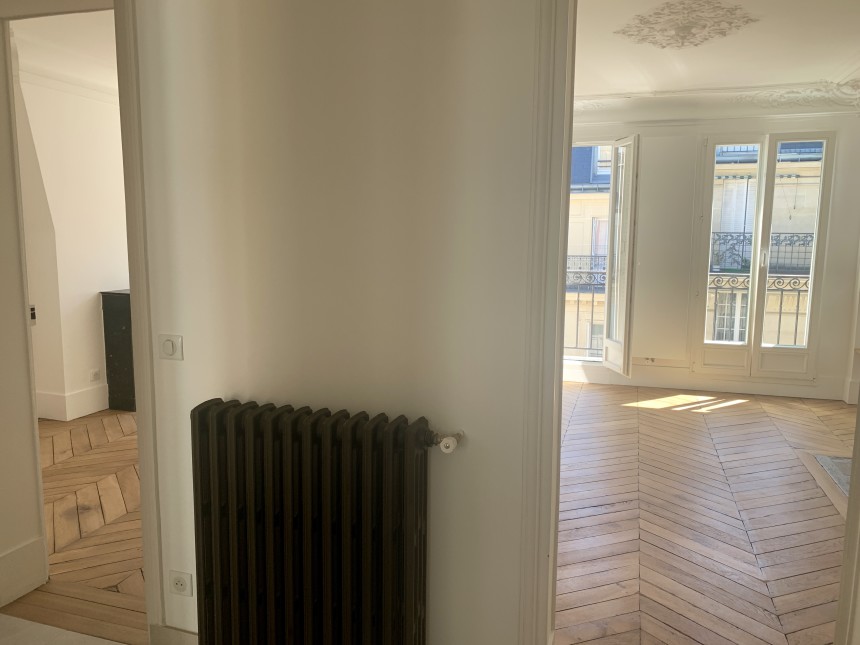 VIDE – 2 ch – 51 m2 – Paris 17ème – Rue Labie – 5e étage sans asc – Loyer cc : 1.800 €