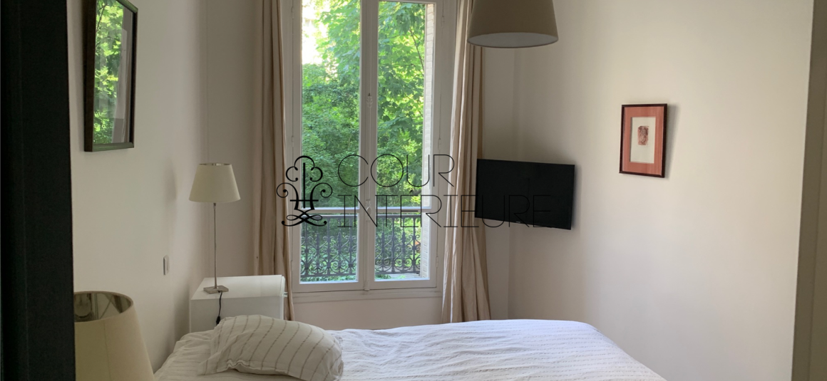 MEUBLÉ – 2 chambres – Paris 16ème – Rue Chalgrin – Petit balcon – 65  m2 – 1er étage ascenseur – Loyer charges comprises : 3.000 euros cc