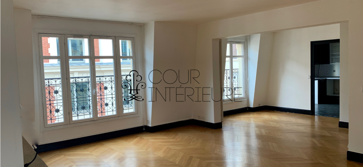 VIDE –  DUPLEX  avec 3 chambres – Paris 8e (limite 17e) – Parc Monceau – Rue Lisbonne – 134 m2 – Duplex 5e et 6e étage asc – Loyer cc : 4.185,00 euros (parking compris)