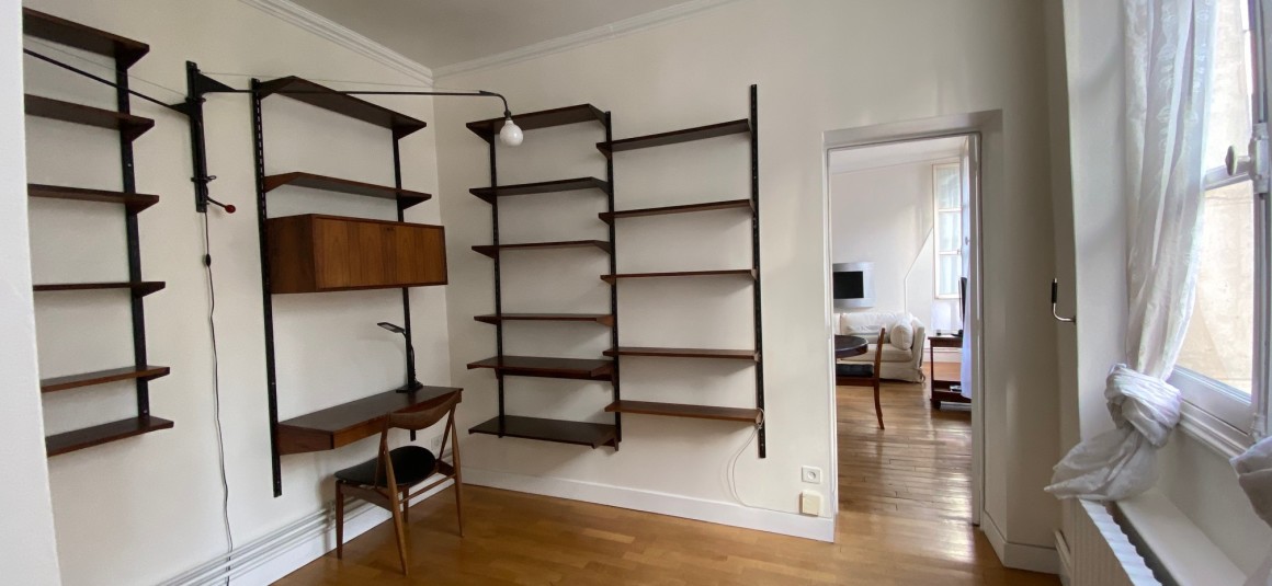 MEUBLÉ – 2 ch – 90 m2 Paris 1er – Montorgueil – 4ème étage ascenseur – Loyer cc : 2.800 €