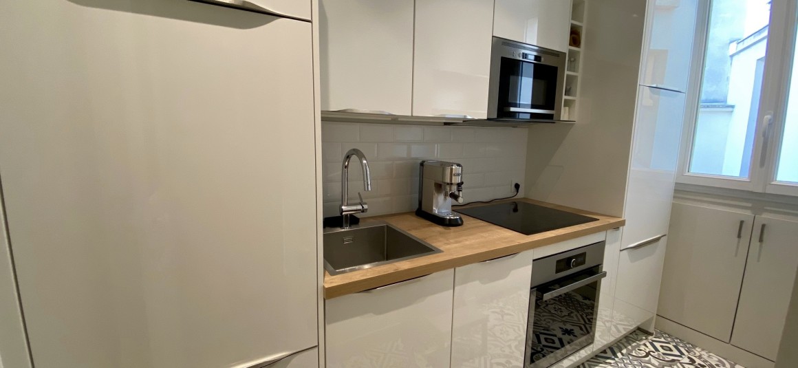 MEUBLÉ – Rénovation totale – 1 ch – 50 m2 – Boulogne centre (92) – Métro : Jean Jaures – Bois Boulogne – 2ème étage ascenseur – Loyer cc : 1.500 €