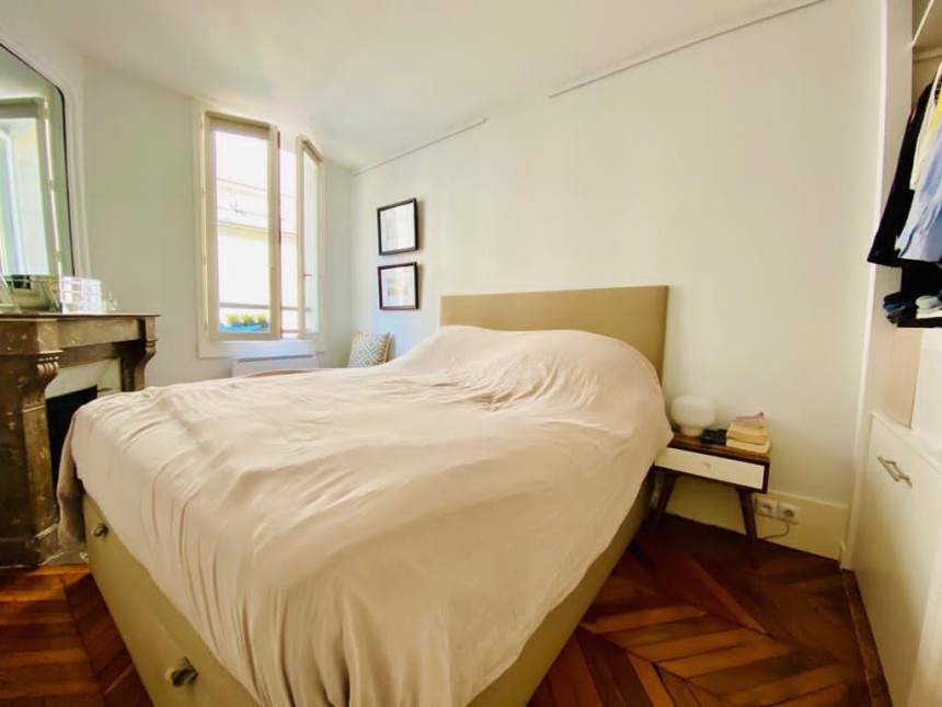 MEUBLÉ – 1 ch +  Double séjour – 51 m2 – Paris 9e – Rue Fb Montmartre – 3ème étage – Loyer cc : 1.850 €