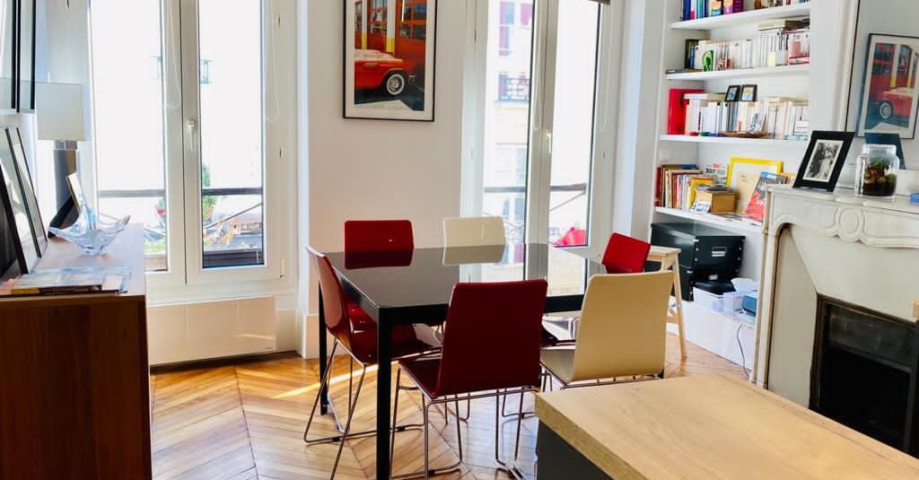 MEUBLÉ – 1 ch +  Double séjour – 51 m2 – Paris 9e – Rue Fb Montmartre – 3ème étage – Loyer cc : 1.850 €