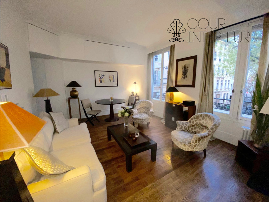 MEUBLÉ – 1 ch – Paris 2ème – 48 m2 – Rue Lulli (Square Louvois) – 2ème étage ascenseur – Loyer cc : 1.980 € (chauffage eau chaude collectif)