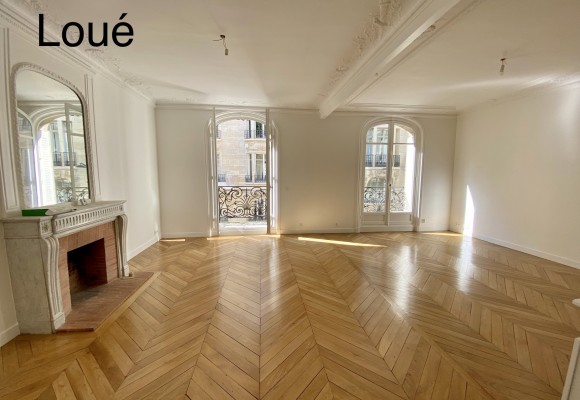 VIDE – RENOVATION TOTALE – 3 chambres – 5 pièces – 120 m2 – 3 ch – Parc Monceau – Paris 8ème – 2ème étage ascenseur avec Balcon – Loyer cc : 4.300 €