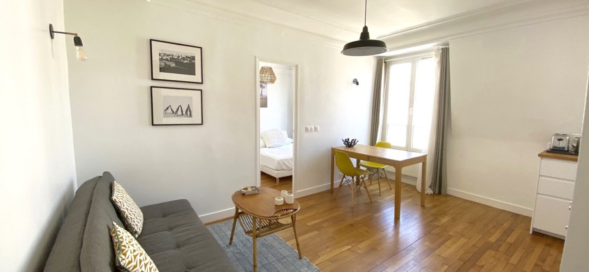 MEUBLÉ – 1 ch – Paris 17 – Rue Juliette Lamber – 31 m2 – 6e étage avec ascenseur – Loyer cc : 1.350 €