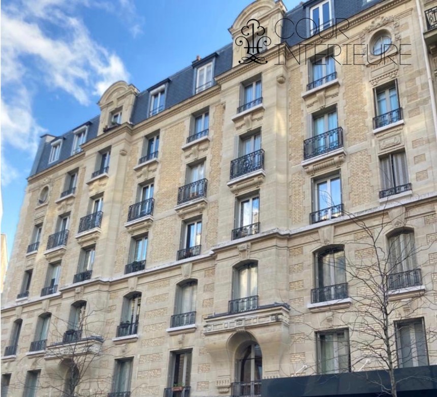 VIDE – 2 ch – 51 m2 – Paris 15ème – Ave Emile Zola / Rue Commerce – 5ème étage ascenseur – Loyer cc : 1.690 €