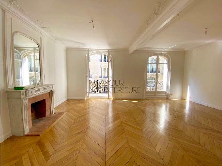 VIDE – RENOVATION TOTALE – 3 chambres – 5 pièces – 120 m2 – 3 ch – Parc Monceau – Paris 8ème – 2ème étage ascenseur avec Balcon – Loyer cc : 4.300 €