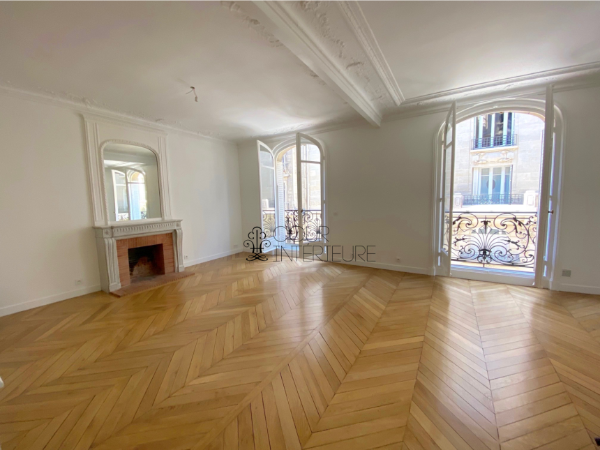 VIDE – RENOVATION TOTALE – 3 chambres – 5 pièces – 120 m2 – 3 ch – Parc Monceau – Paris 8ème – 2ème étage ascenseur avec Balcon – Loyer cc : 4.300 €