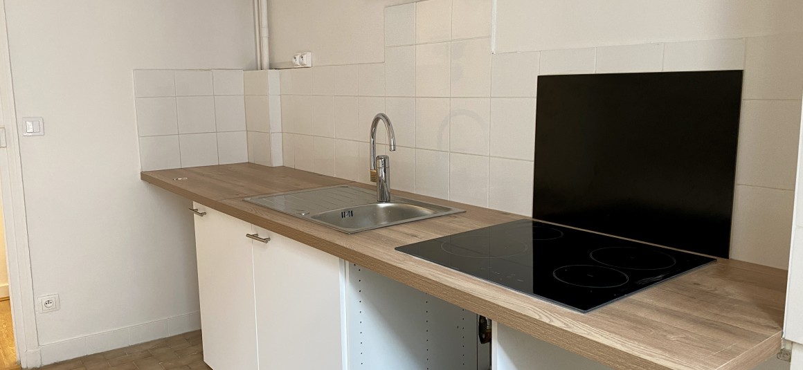 VIDE – 2 chambres – 74 m2 – Havre Caumartin – Paris 9e – 3e étage avec ascenseur – Loyer cc : 2.470 euros