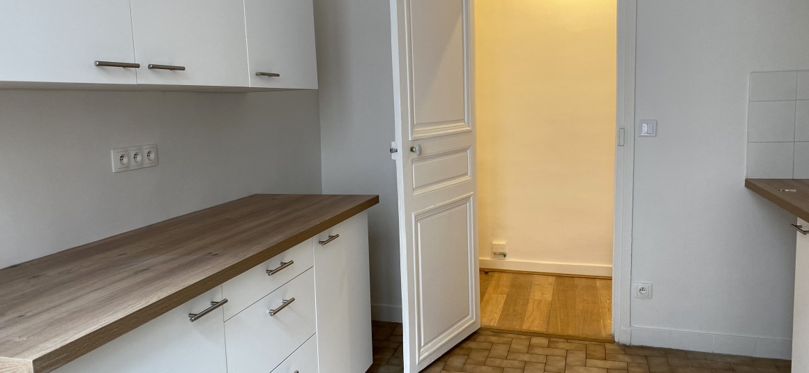 VIDE – 2 chambres – 74 m2 – Havre Caumartin – Paris 9e – 3e étage avec ascenseur – Loyer cc : 2.470 euros