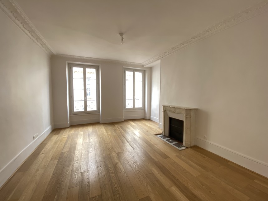 VIDE – 2 chambres – 74 m2 – Havre Caumartin – Paris 9e – 3e étage avec ascenseur – Loyer cc : 2.470 euros