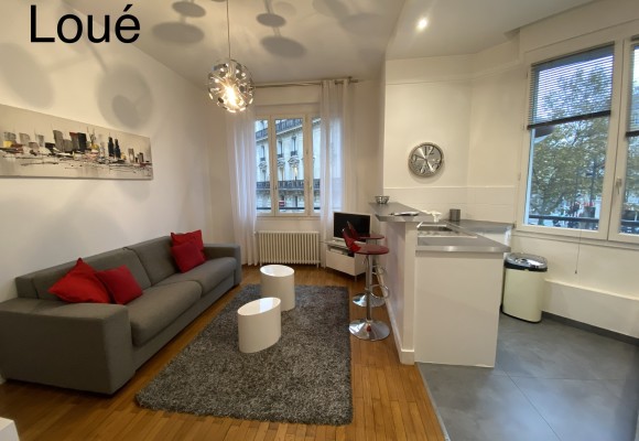 MEUBLÉ – 1 chambre – 37 m2 – Paris 8ème – Rue d’Artois – 2ème étage avec ascenseur – Métro Georges V – Loyer cc : 1.792 euros