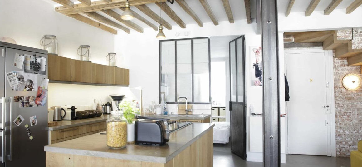 MEUBLÉ – 3/4 ch – Paris 16e – Trocadéro/Passy – Rue Vineuse – Duplex 123 m2 au sol – 5ème et 6ème dernier étage avec ascenseur – Loyer cc : 4.000 euros