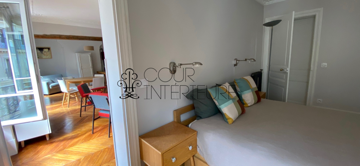 MEUBLÉ – 2 ch + bureau – 90 m2 – Paris 17ème – Rue Labie – 4e étage ascenseur – Metro : Ternes – Argentine – Loyer cc : 2.710 euros cc